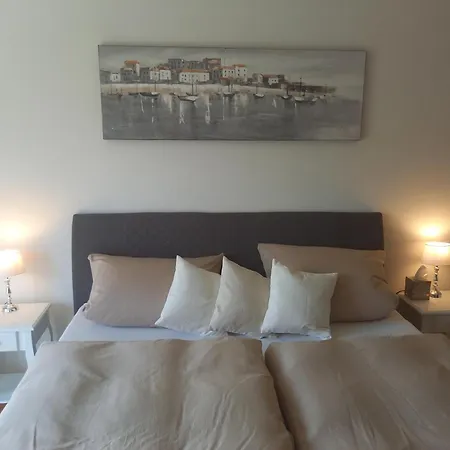 홈스테이 Muemling Apartments 에르바흐